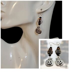 HANDMADE Halloween Lampwork Glass Beaded Pumpkin Dangle Hook Earrings